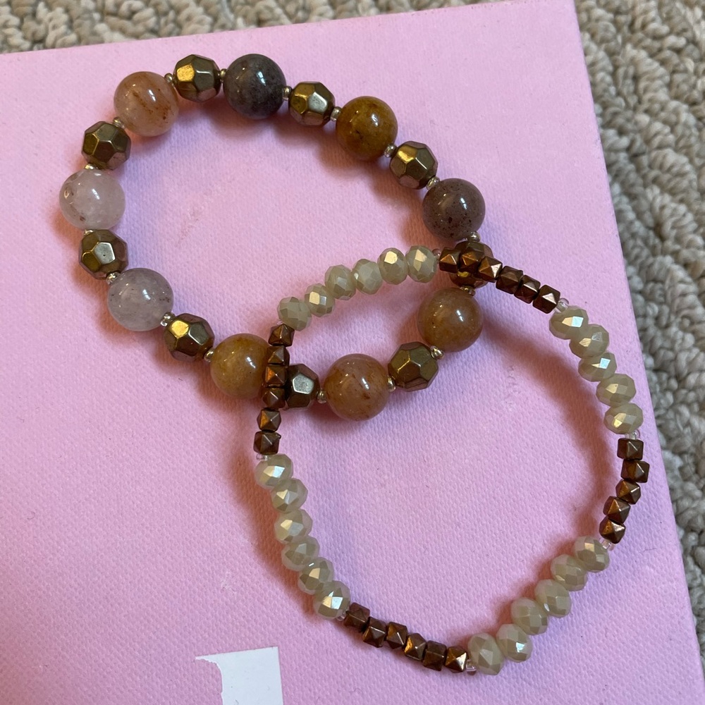 Francesca’s bracelet set